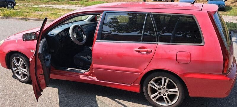 Rot Gebraucht 2003 Mitsubishi Lancer Kombi | 550 € (Guter Preis) - Bild 1/4