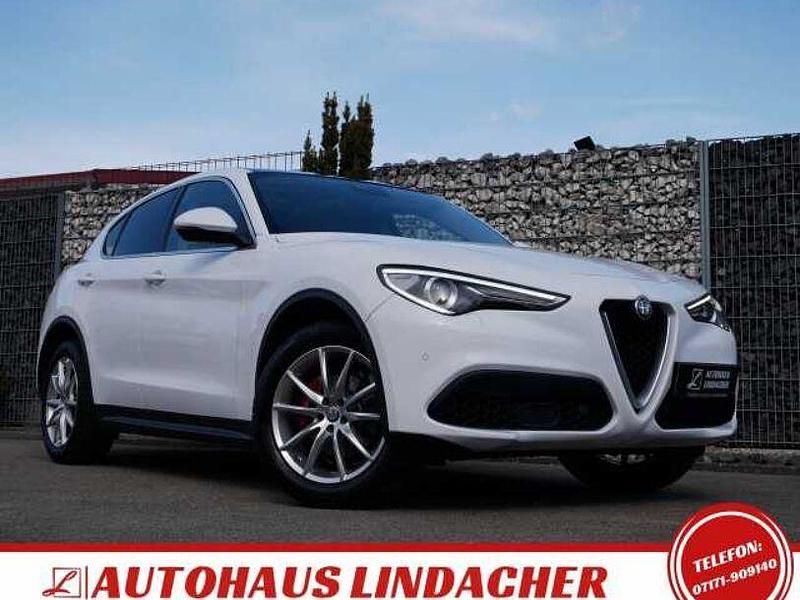 Gebraucht Alfa Romeo Stelvio 280 PS (205 kW) 2017 Colore esterno (bianco alfa) SUV