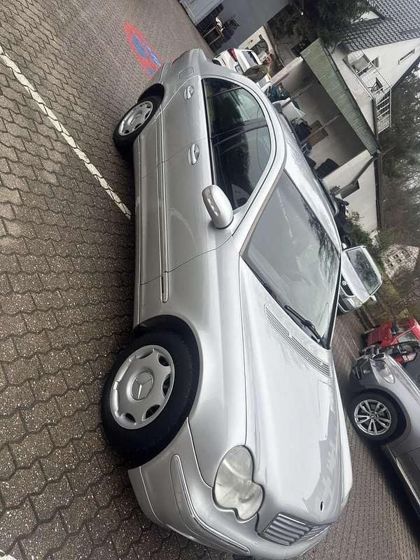 Gebraucht Mercedes C220 Elegance 143 PS (105 kW) 2000 Silber Limousine