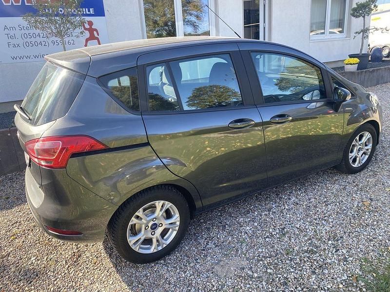 Gebraucht Ford B-MAX SYNC Edition 101 PS (74 kW) 2014 Magneticgrau Van / Kleinbus