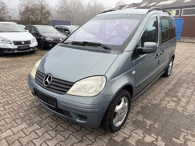 Grau Gebraucht 2005 Mercedes Vaneo Van / Kleinbus | 2.600 € (Fairer Preis) - Bild 1/4
