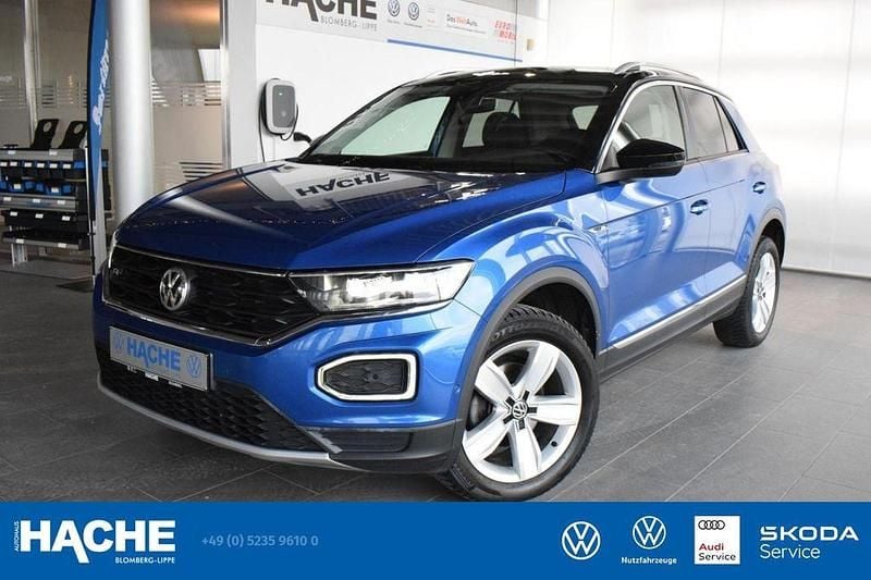 Blau Gebraucht 2019 VW T-Roc Style SUV | 15.900 € (Fairer Preis) - Bild 1/4