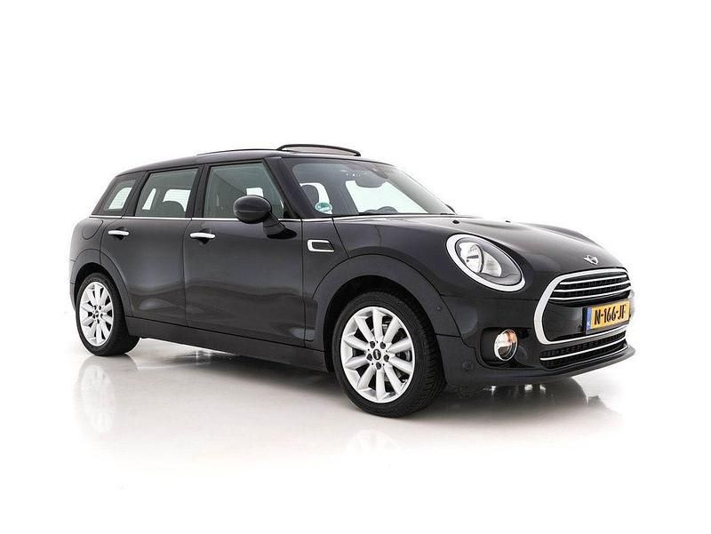 Schwarz Gebraucht 2015 Mini Cooper Clubman Business Kombi | 14.945 € (Etwas zu teuer) - Bild 1/4
