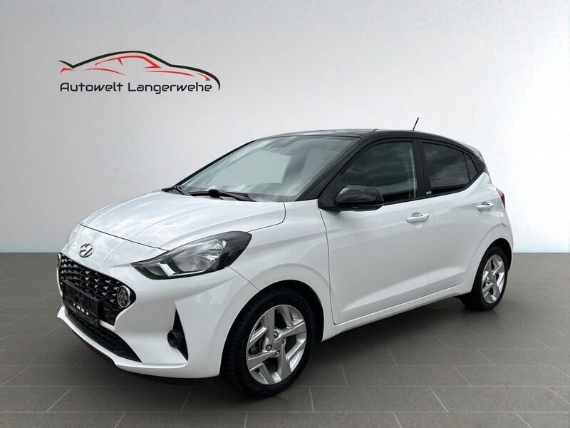 Weiß Gebraucht 2020 Hyundai i10 Intro Edition Kleinwagen | 12.799 € (Fairer Preis) - Bild 1/4