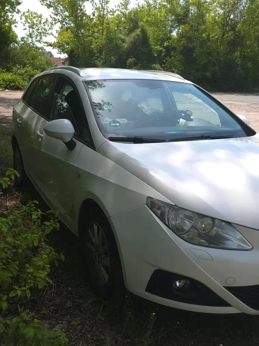 Gebraucht Seat Ibiza ST 90 PS (66 kW) 2011 Weiß Kombi