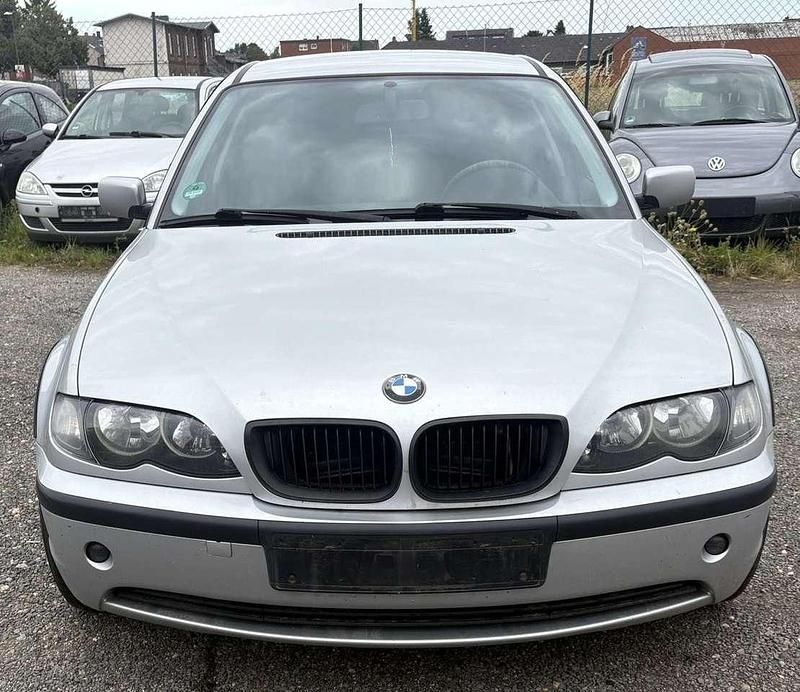 Other Gebraucht 2004 BMW 316 Lifestyle Limousine | 1.190 € (Guter Preis) - Bild 1/4