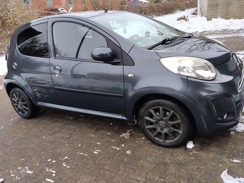 Gebraucht Citroën C1 68 PS (50 kW) 2012 Grau Kleinwagen