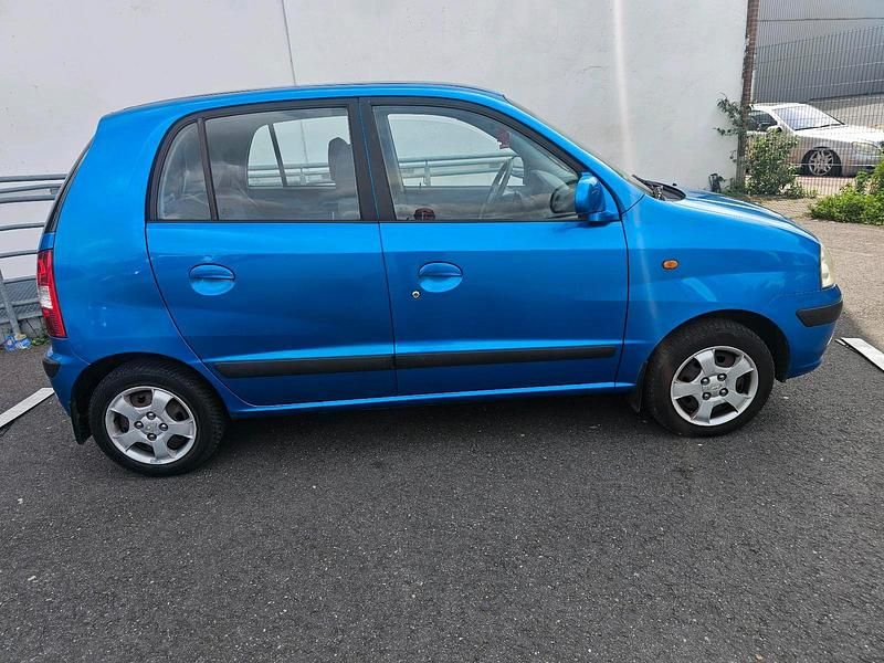 Gebraucht Hyundai Atos 58 PS (42 kW) 2004 Blau Kleinwagen
