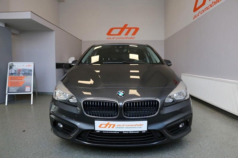 Gebraucht BMW 225 Advantage 136 PS (100 kW) 2017 Grau Kombi