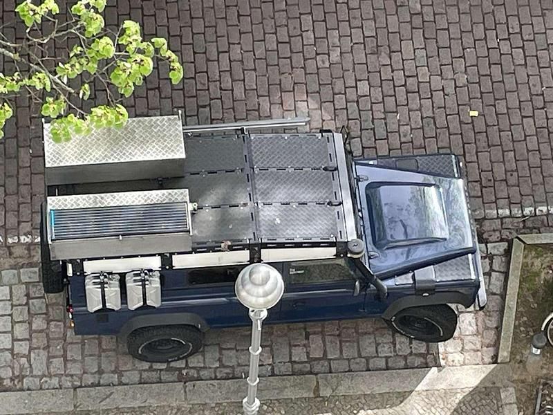 Gebraucht Land Rover Defender 122 PS (89 kW) 2009 Blau Van