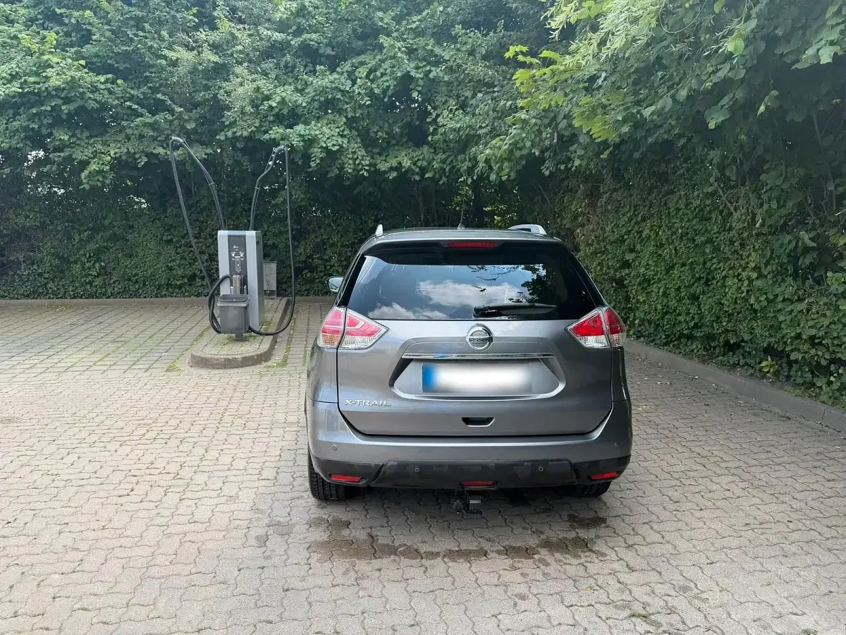 Gebraucht Nissan X-Trail 177 PS (130 kW) 2017 Grau SUV