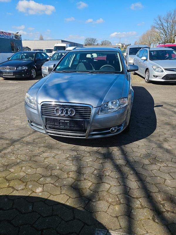 Gebraucht Audi A4 102 PS (75 kW) 2008 Silber Kombi