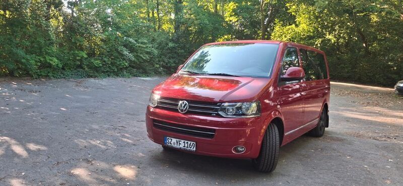 Rot Gebraucht 2010 VW T5 Highline Van | 21.000 € (Etwas zu teuer) - Bild 1/4