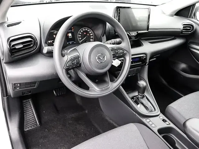 Neu Mazda 2 Prime-Line 116 PS (85 kW) 2025 Lunar white Kleinwagen