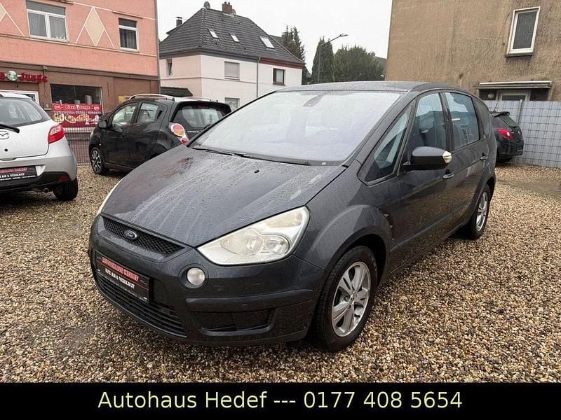 Gebraucht Ford S-MAX Titanium 175 PS (128 kW) 2009 Grau Van / Kleinbus