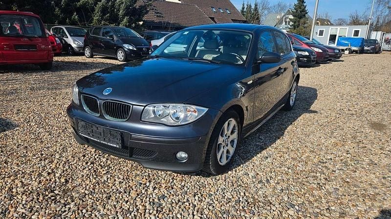 Gebraucht BMW 118 122 PS (89 kW) 2005 Schwarz Kleinwagen