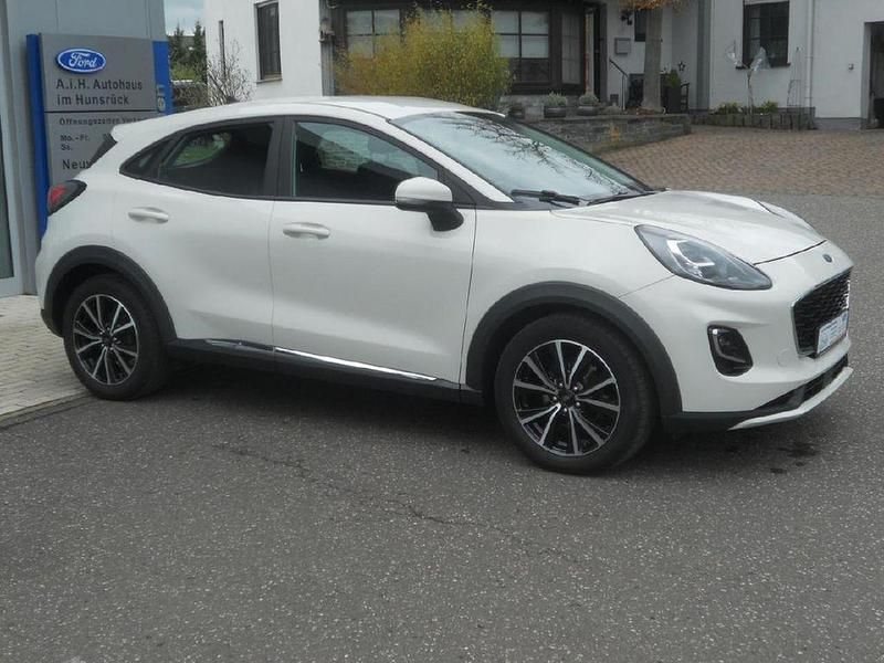 Gebraucht Ford Puma Titanium 120 PS (88 kW) 2020 Metropolisweiß metallic SUV