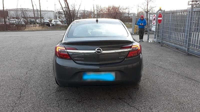 Gebraucht Opel Insignia 110 PS (80 kW) 2014 Grau Limousine