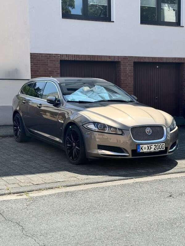 Gebraucht 2015 Jaguar XF Sportbrake Kombi | 13.500 € (Fairer Preis) - Bild 1/4