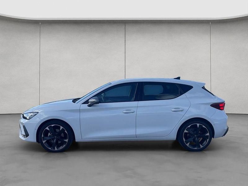 Usata Cupra Leon 150 CV (110 kW) 2025 Bianco Berlina