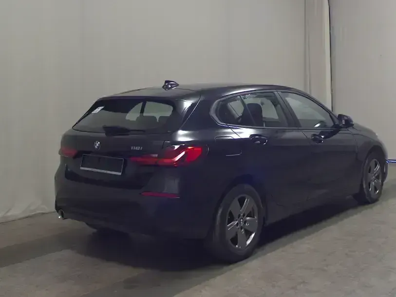 Gebraucht BMW 118 Advantage 136 PS (100 kW) 2022 Schwarz Kleinwagen