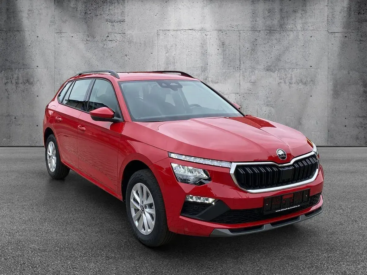 Neu Skoda Kamiq 116 PS (85 kW) 2026 Velvet rot SUV