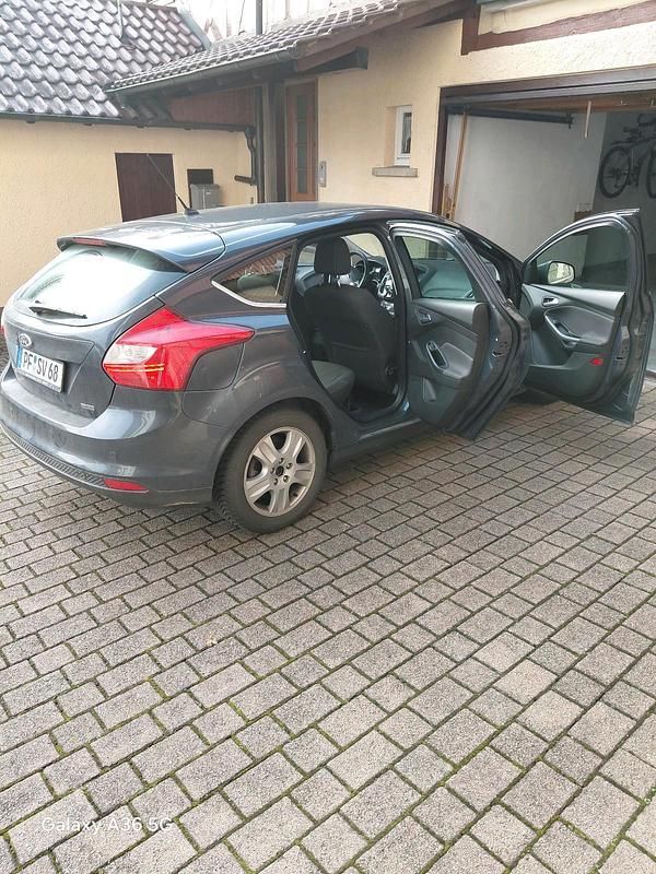 Gebraucht Ford Focus Titanium 116 PS (85 kW) 2013 Limousine