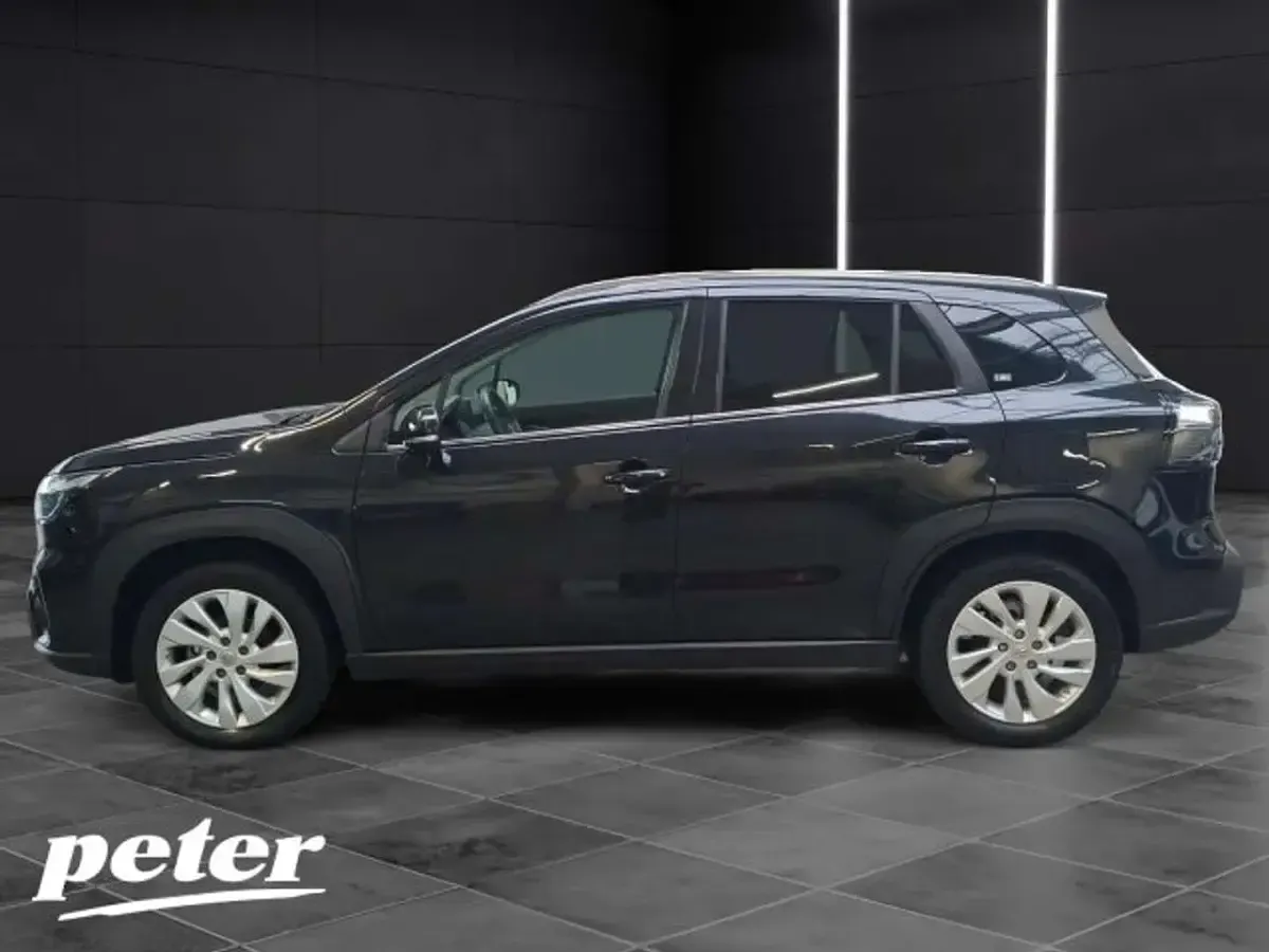 Gebraucht Suzuki SX4 S-Cross Comfort 129 PS (94 kW) 2023 Cosmic black pearl met. SUV