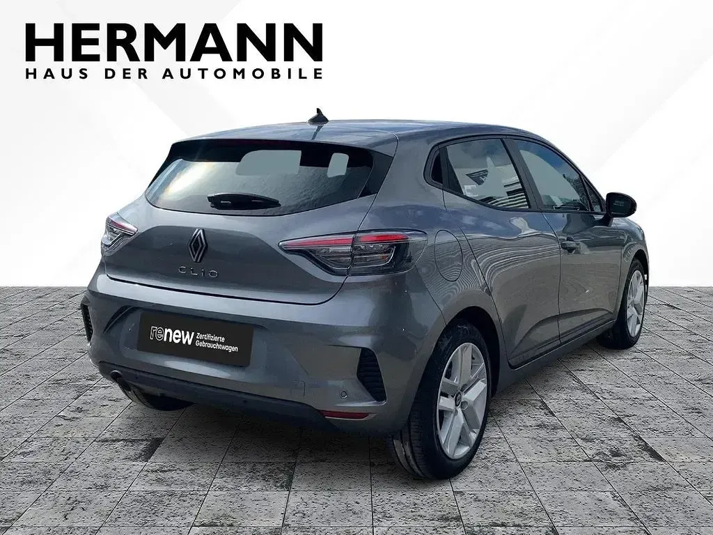 Gebraucht Renault Clio V Evolution 67 PS (49 kW) 2024 Metalliclackierung Limousine
