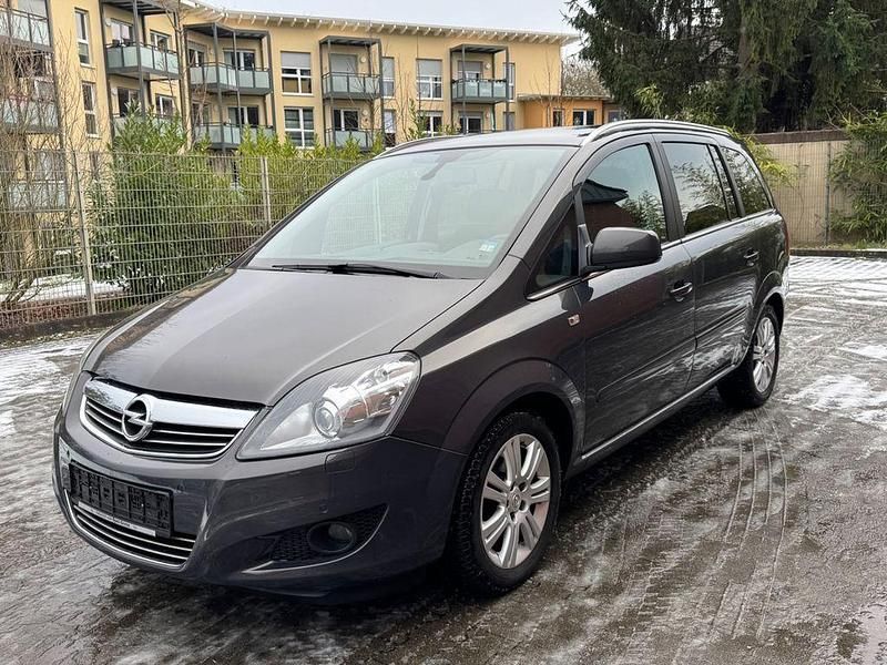 Grau Gebraucht 2013 Opel Zafira Family Van / Kleinbus | 4.999 € (Fairer Preis) - Bild 1/4