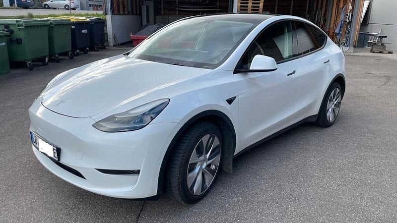 Gebraucht Tesla Model Y 373 kW (508 PS) 2023 Weiß SUV