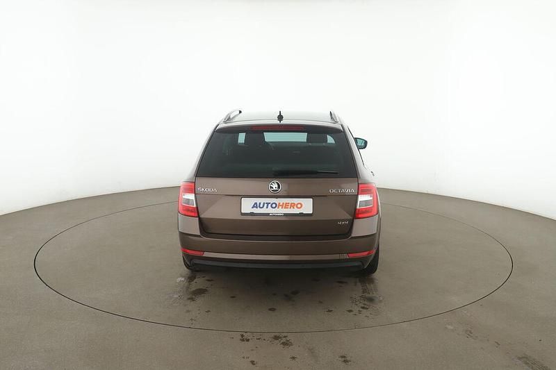 Gebraucht Skoda Octavia Soleil 2019 Braun Kombi