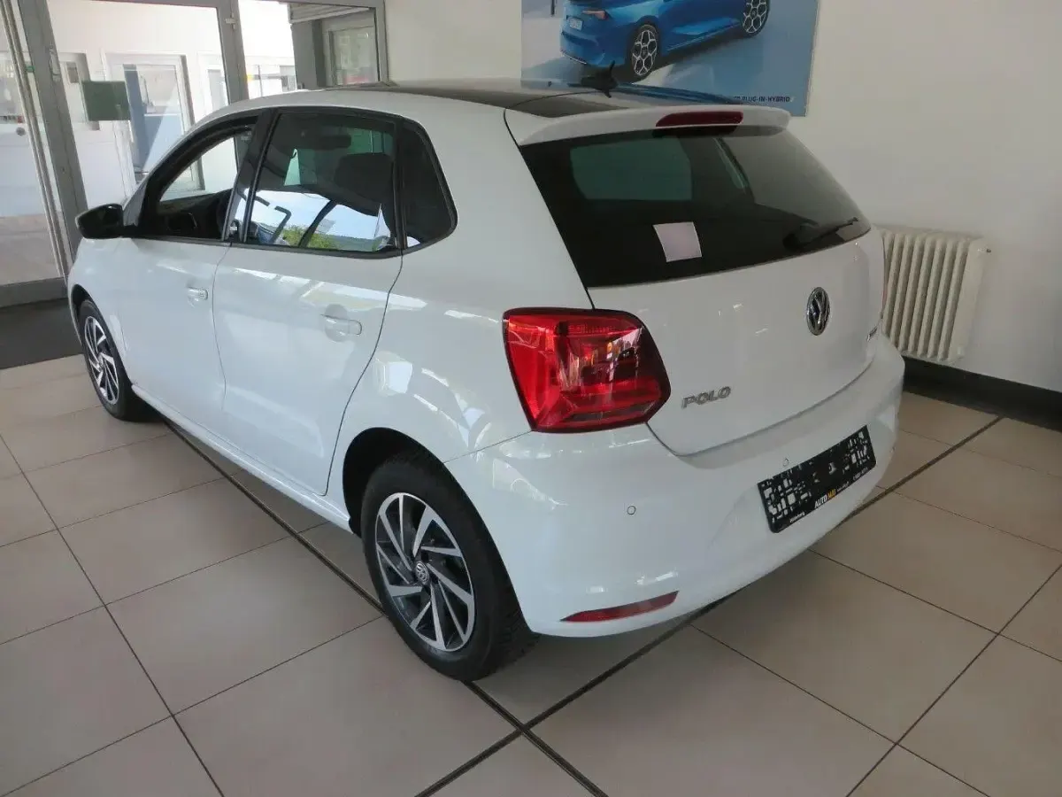Gebraucht VW Polo Sound 75 PS (55 kW) 2018 Weiß Kleinwagen