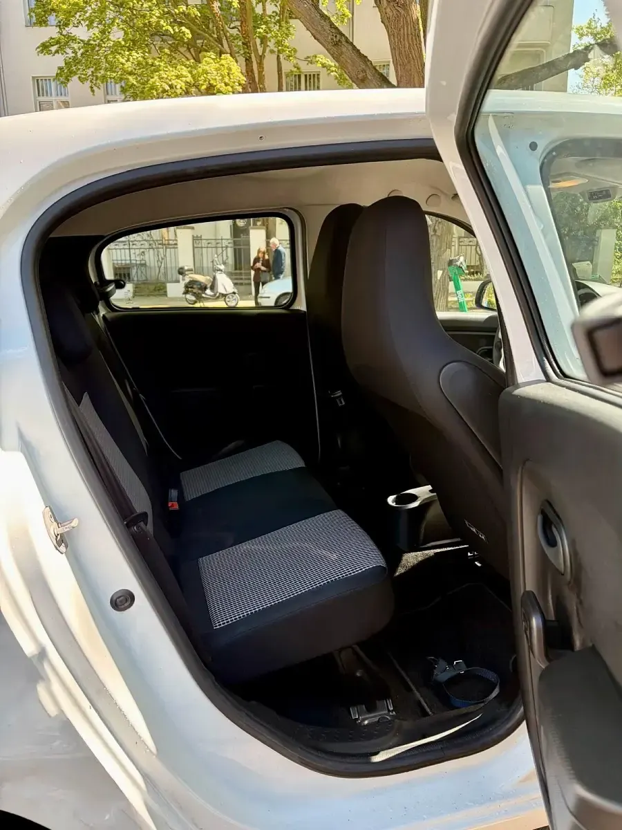 Używany Renault Twingo Life 70 KM (51 kW) 2017 Biały Hatchback