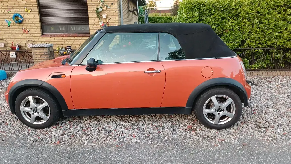 Gebraucht Mini Cooper Cabriolet 90 PS (66 kW) 2005 Orange Cabrio