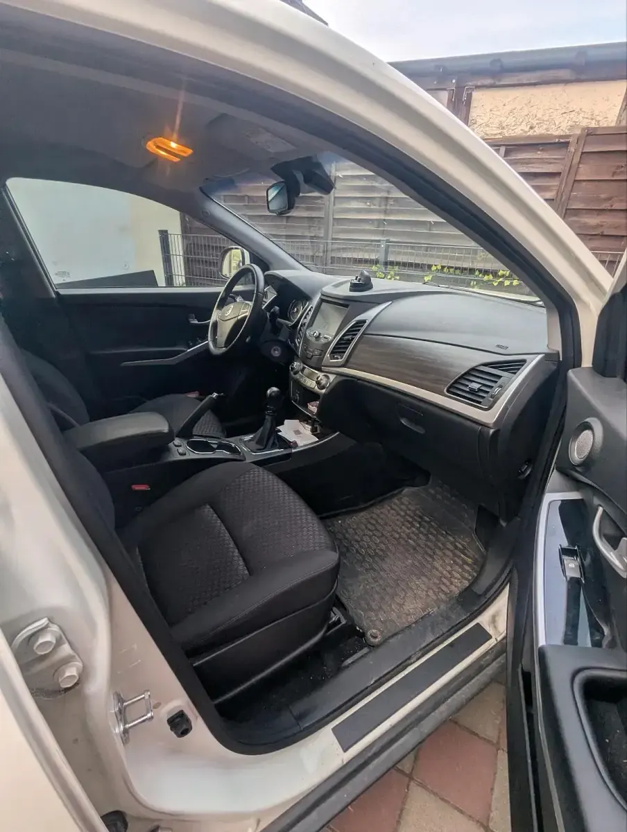 Gebraucht SsangYong Korando 149 PS (109 kW) 2016 Weiß SUV
