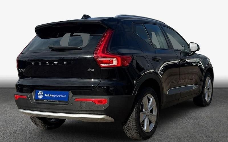 Usado Volvo XC40 Core 163 HP (119 kW) 2024 Preto SUV