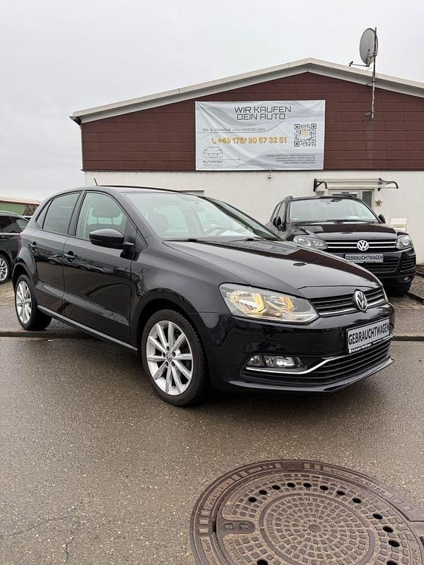 Schwarz Gebraucht 2017 VW Polo Highline Kleinwagen | 9.999 € (Fairer Preis) - Bild 1/4