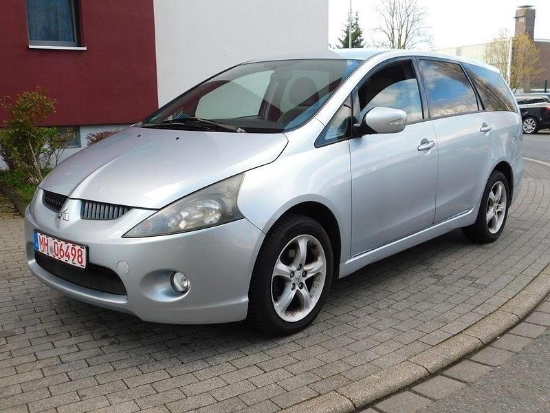 Gebraucht Mitsubishi Grandis Intense 165 PS (121 kW) 2004 Cool silver Van / Kleinbus