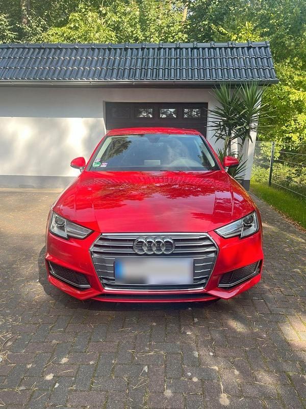 Second-hand Audi A4 Sport 190 CP (139 kW) 2019 Roșu Berlinǎ
