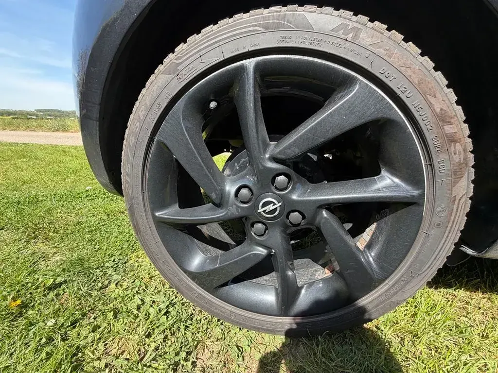 Używany Opel Adam Jam 87 KM (63 kW) 2015 Czarny Hatchback