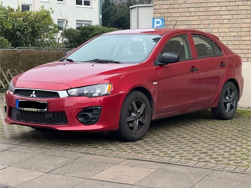 Rot Gebraucht 2017 Mitsubishi Lancer Sportback Limousine | 6.500 € (Fairer Preis) - Bild 1/4