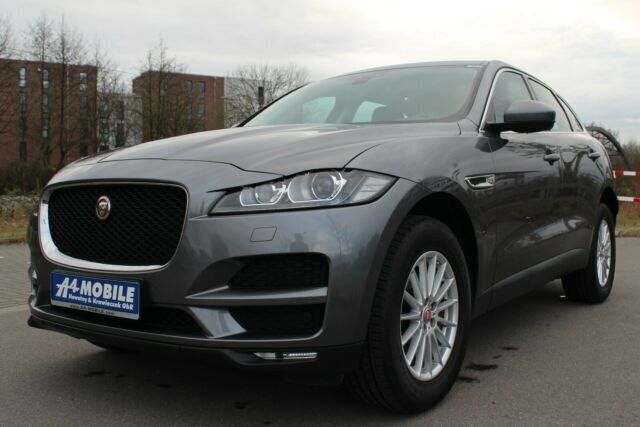 Gebraucht Jaguar F-Pace Prestige 180 PS (132 kW) 2018 Grau metallic SUV