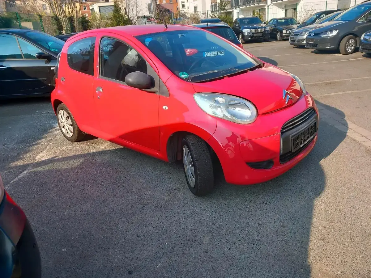 Gebraucht Citroën C1 70 PS (51 kW) 2009 Rot Kleinwagen