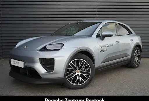 Gebraucht Porsche Macan 4 Electric 300 kW (408 PS) 2026 Silber SUV