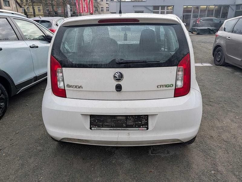 Gebraucht Skoda Citigo Active 60 PS (44 kW) 2013 Weiß Kleinwagen