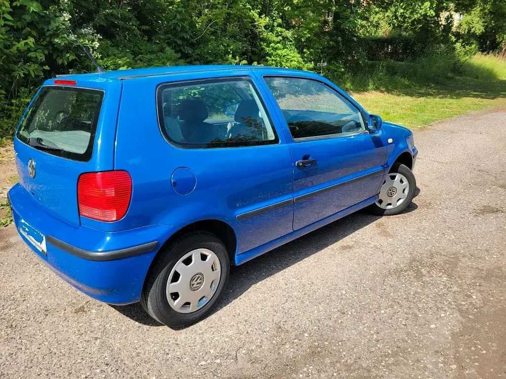 Gebraucht VW Polo Basis 50 PS (36 kW) 1999 Blau Limousine