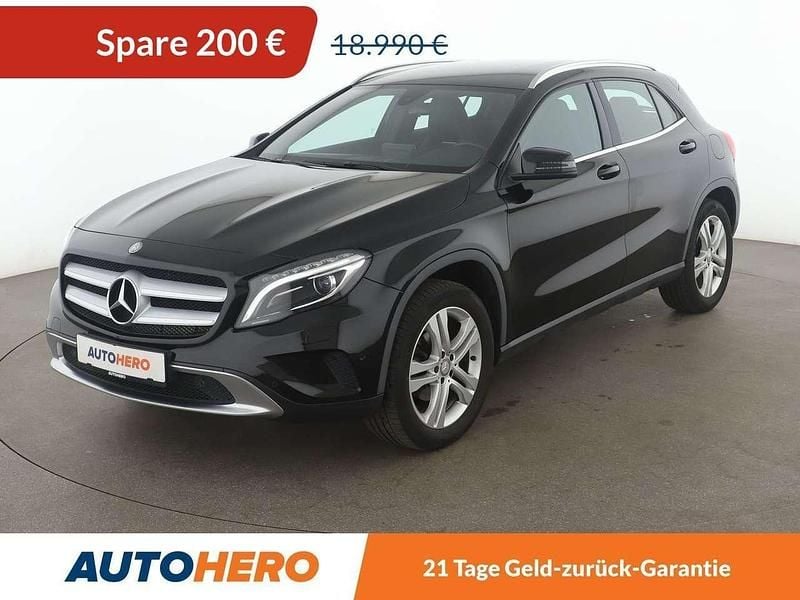 Schwarz Gebraucht 2016 Mercedes GLA200 Urban SUV | 18.790 € (Fairer Preis) - Bild 1/3