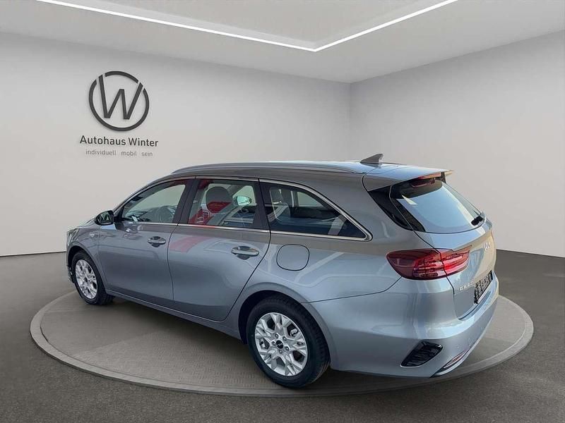 Gebraucht Kia Ceed Sportswagon Vision 101 PS (74 kW) 2024 Silber Kombi