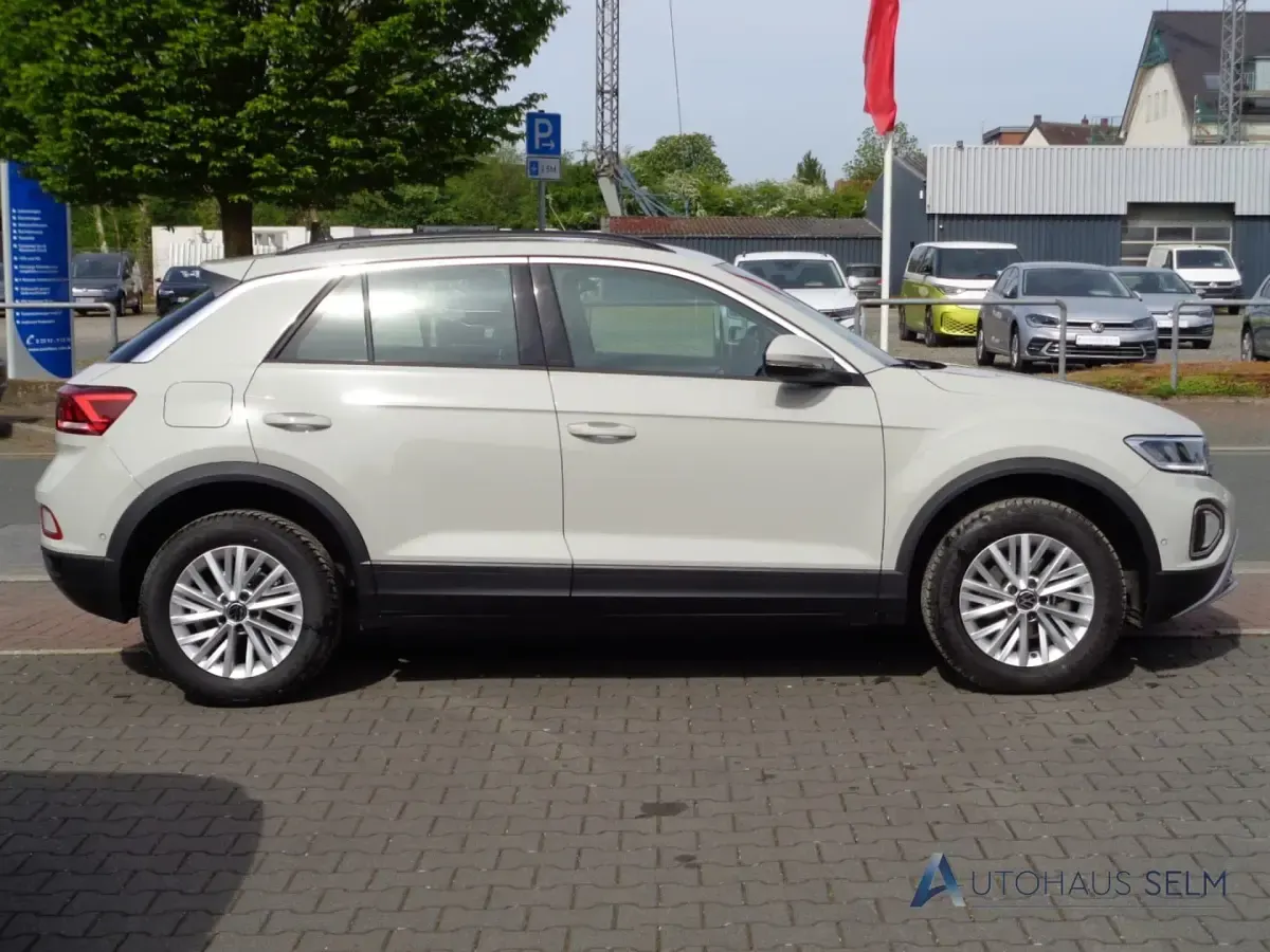 Gebraucht VW T-Roc Life 116 PS (85 kW) 2025 Grau SUV